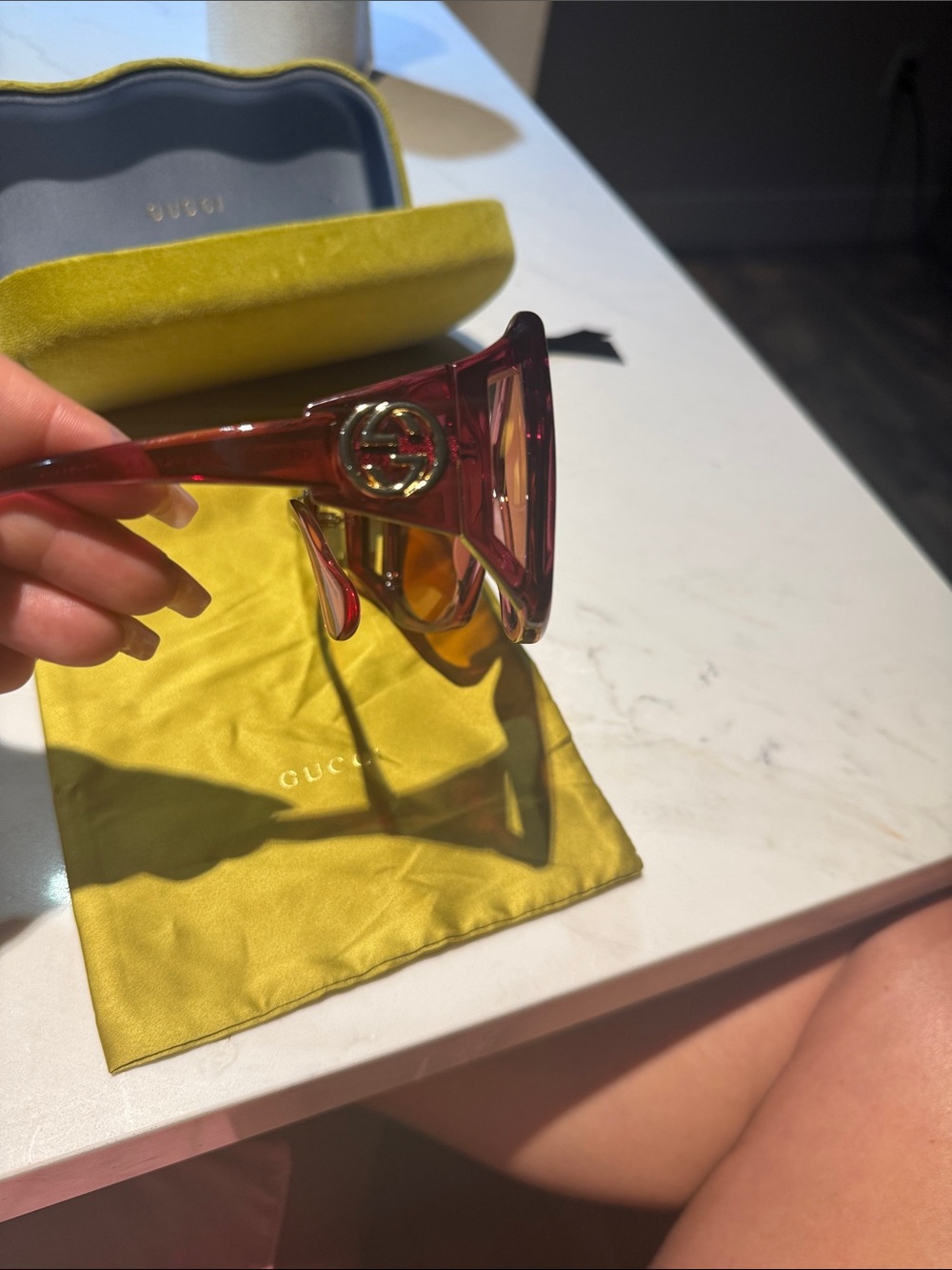Gucci Square-Frame Injection Sunglasses Red Womens - Picture 7 of 8